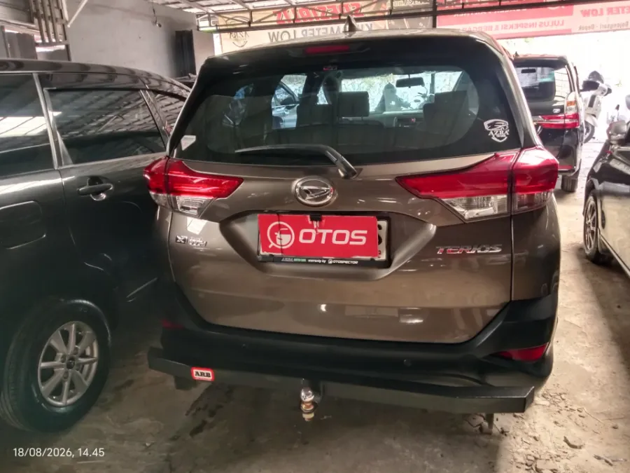 Foto Mobil Bekas Tampak Belakang Daihatsu Terios 1.5 X tahun 2020