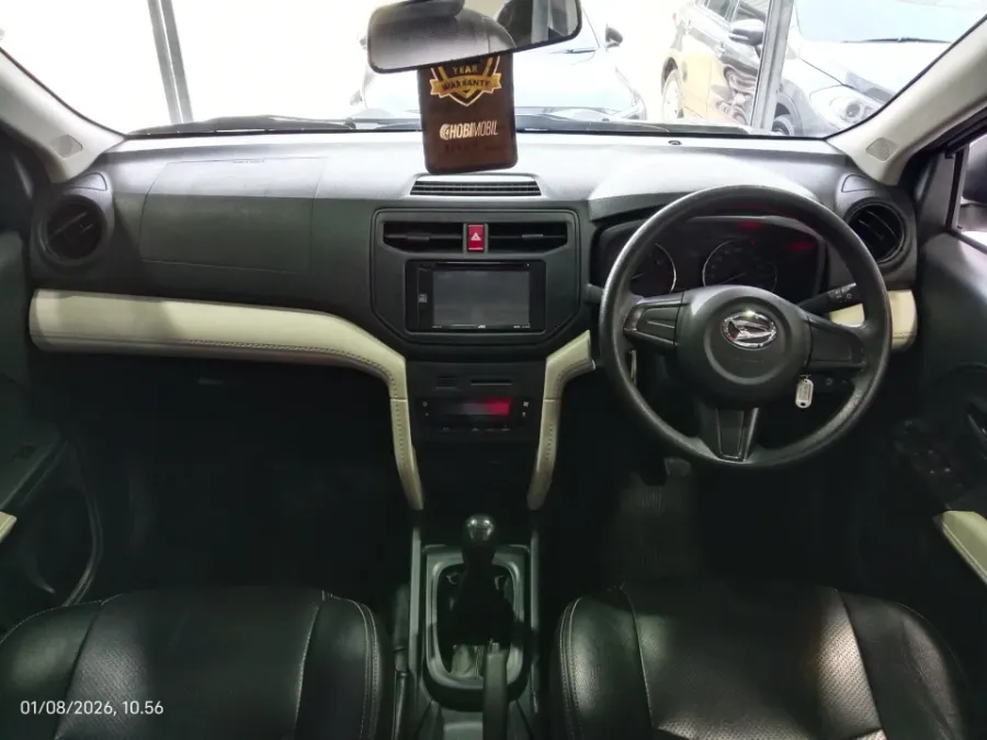 Foto Mobil Bekas Dashboard Daihatsu Terios 1.5 X tahun 2021