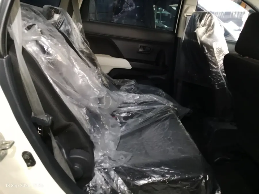 Foto Mobil Bekas Kabin Belakang Daihatsu Terios 1.5 X tahun 2022