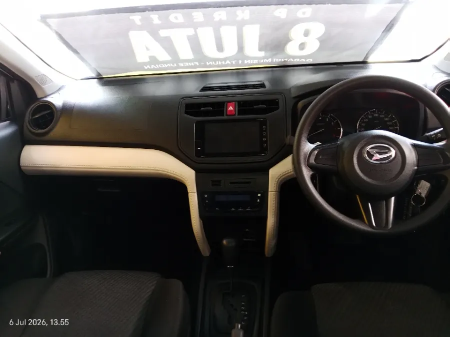 Foto Mobil Bekas Dashboard Daihatsu Terios 1.5 X tahun 2023