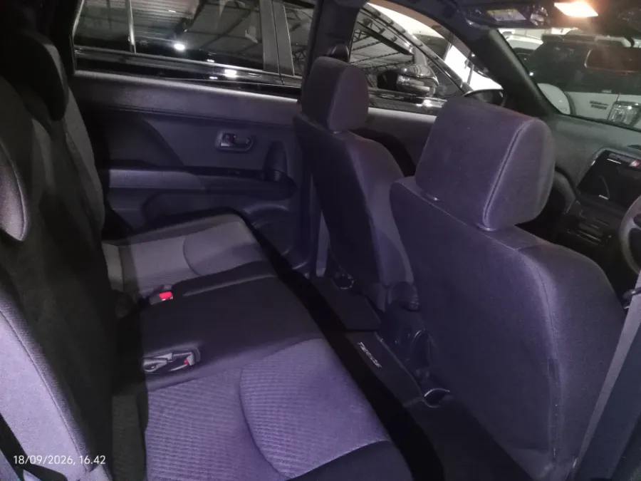 Foto Mobil Bekas Kabin Belakang Daihatsu Terios 1.5 X tahun 2024