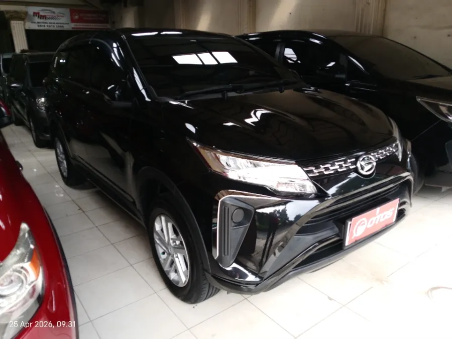 Foto Mobil Bekas Kanan Depan Daihatsu Terios 1.5 X tahun 2024