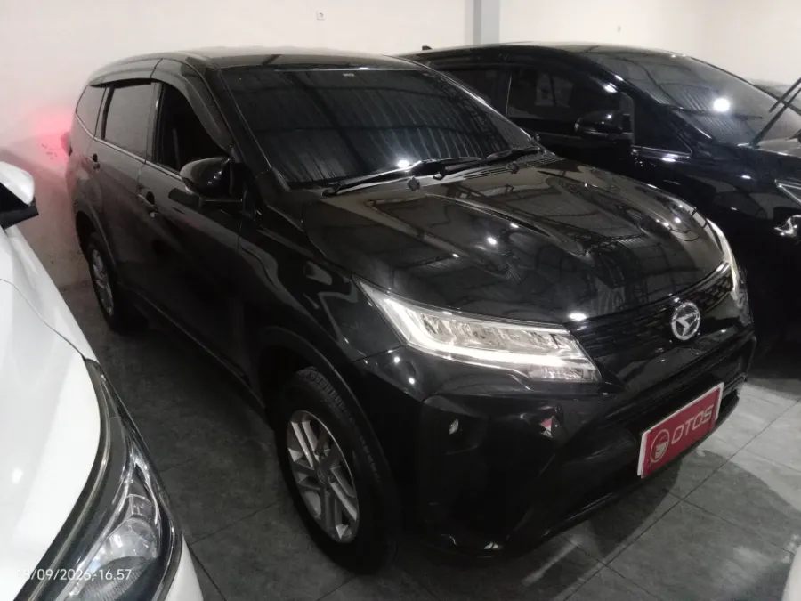 Foto Mobil Bekas Kanan Depan Daihatsu Terios 1.5 X tahun 2024