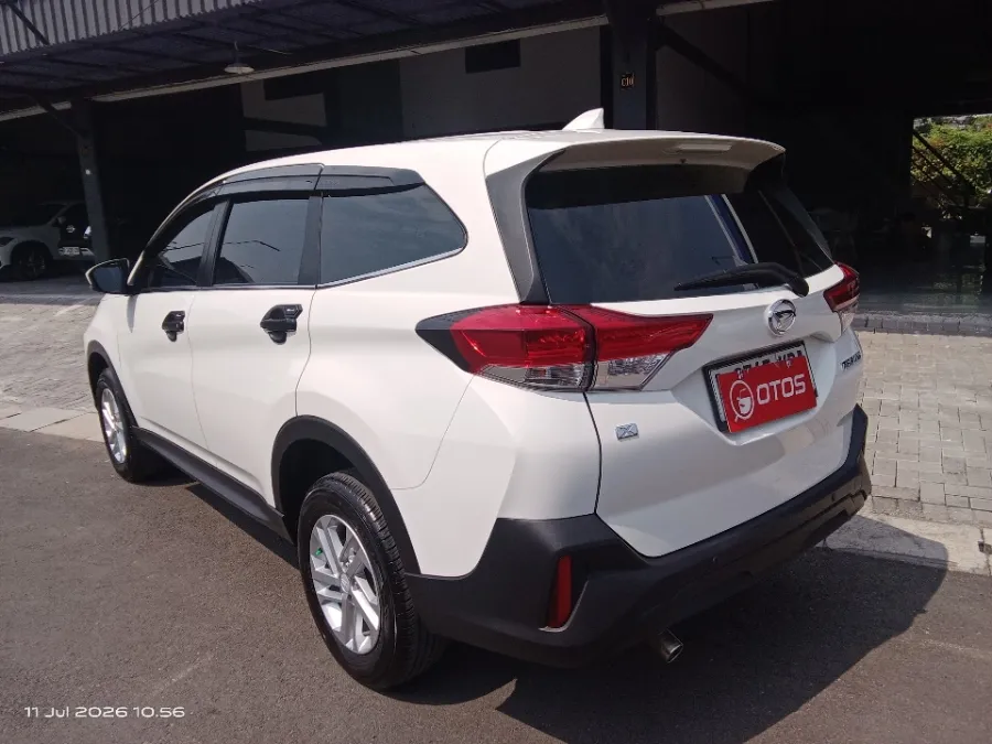 Foto Mobil Bekas Kiri Belakang Daihatsu Terios 1.5 X tahun 2024