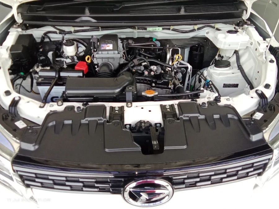 Foto Mobil Bekas Mesin Daihatsu Terios 1.5 X tahun 2024