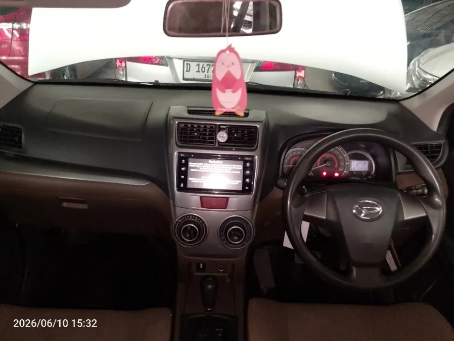 Foto Mobil Bekas Dashboard Daihatsu Xenia 1.3 R tahun 2018