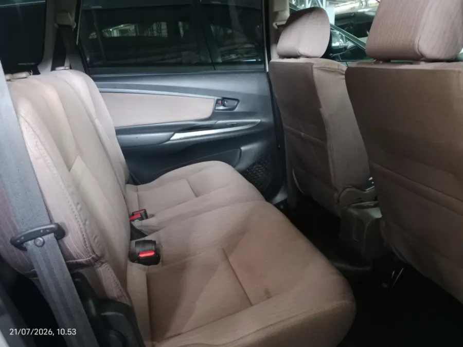 Foto Mobil Bekas Kabin Belakang Daihatsu Xenia 1.3 R tahun 2018
