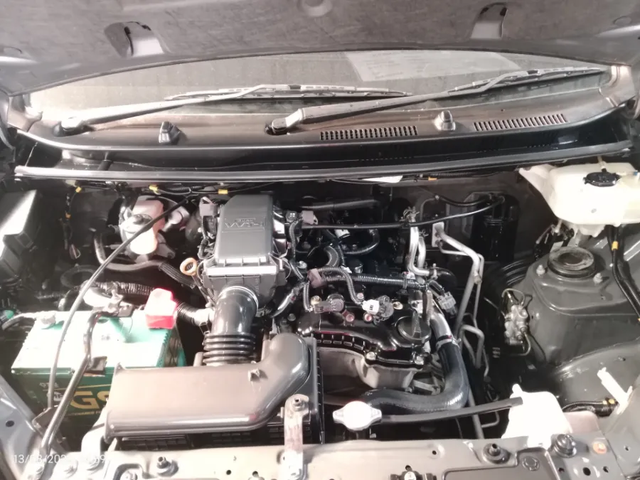 Foto Mobil Bekas Mesin Daihatsu Xenia 1.3 R tahun 2019