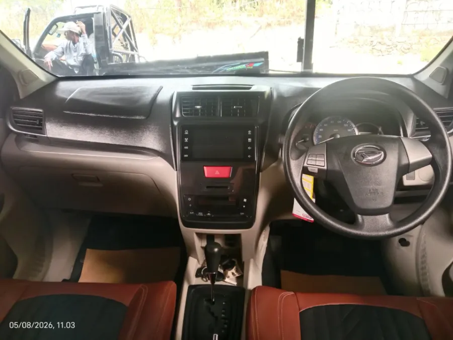 Foto Mobil Bekas Dashboard Daihatsu Xenia 1.3 R tahun 2021