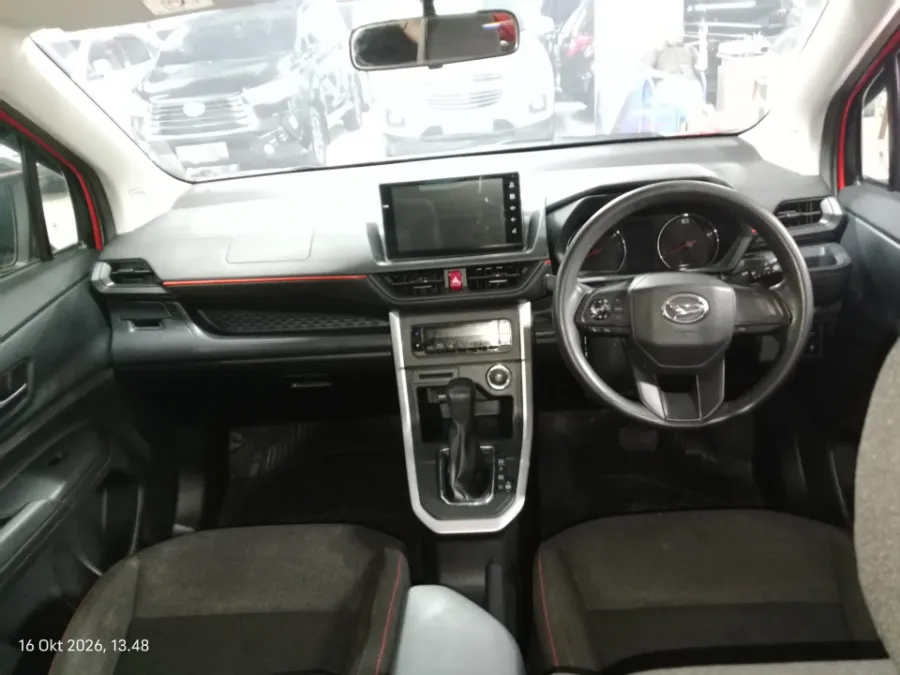Foto Mobil Bekas Dashboard Daihatsu Xenia 1.3 R tahun 2021