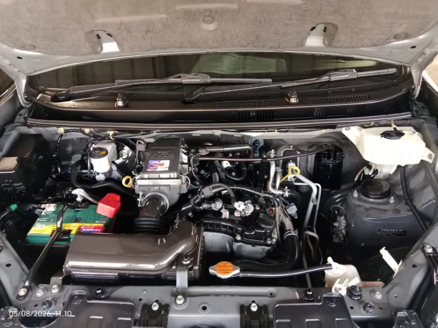 Foto Mobil Bekas Mesin Daihatsu Xenia 1.3 R tahun 2021