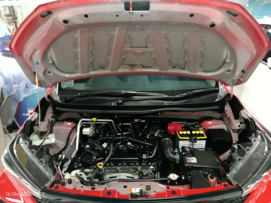 Foto Mobil Bekas Mesin Daihatsu Xenia 1.3 R tahun 2021