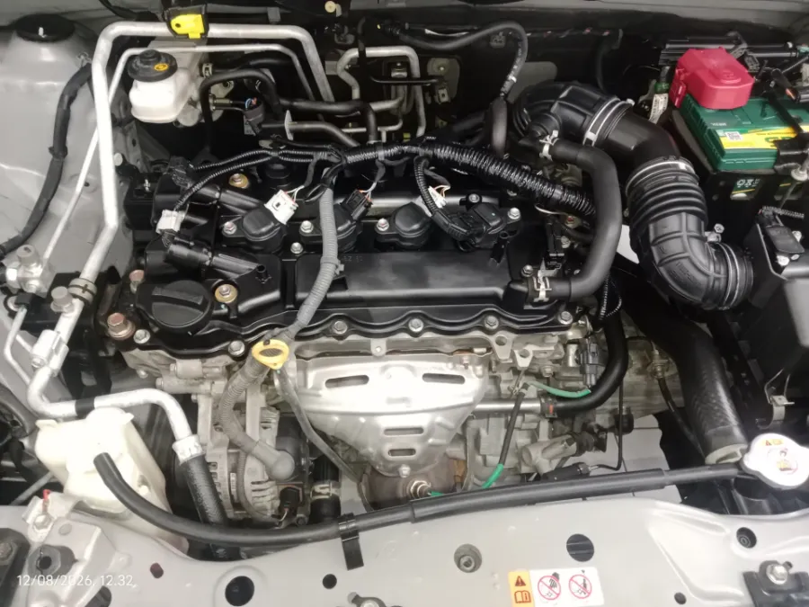 Foto Mobil Bekas Mesin Daihatsu Xenia 1.3 R STD tahun 2022
