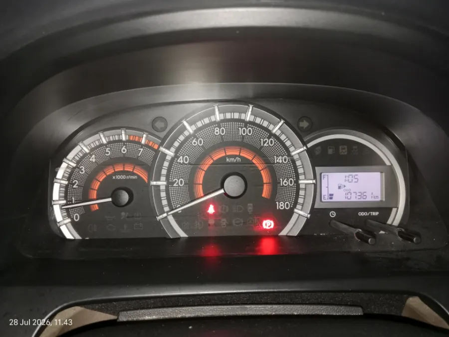 Foto Mobil Bekas Odometer Daihatsu Xenia 1.3 X tahun 2016