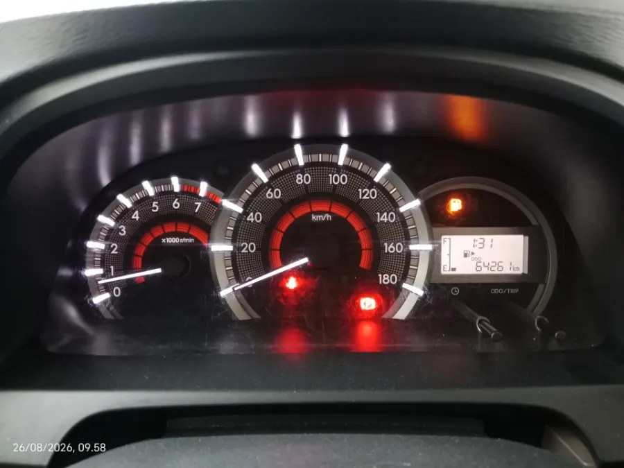 Foto Mobil Bekas Odometer Daihatsu Xenia 1.3 X tahun 2016