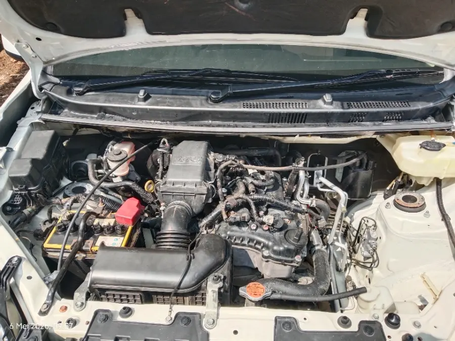 Foto Mobil Bekas Mesin Daihatsu Xenia 1.3 X tahun 2018