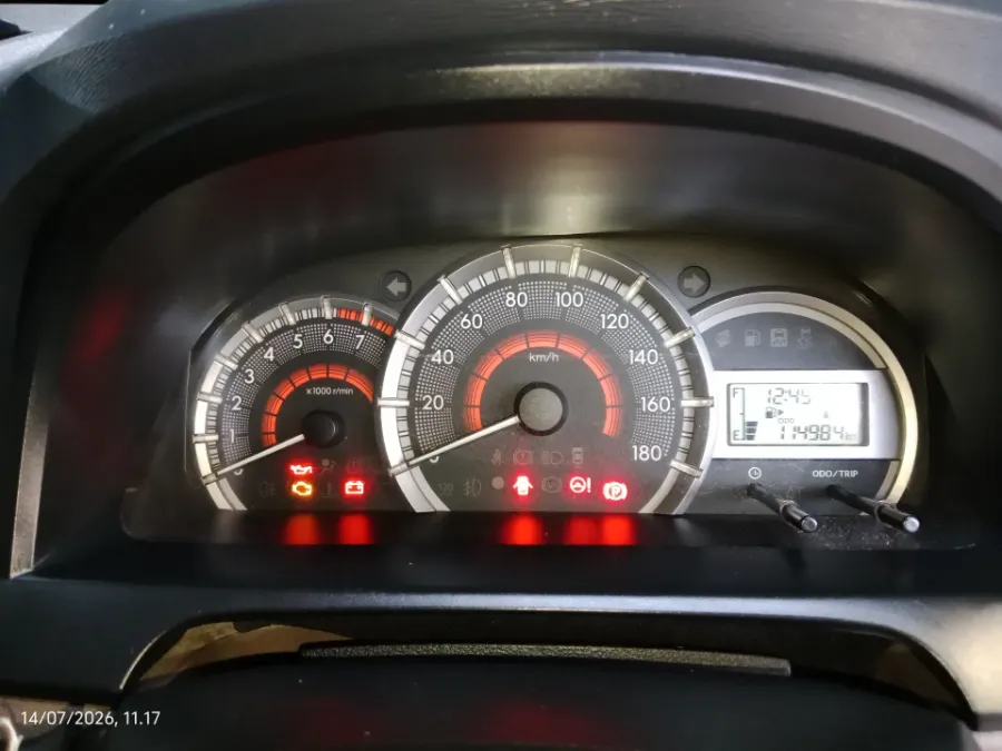 Foto Mobil Bekas Odometer Daihatsu Xenia 1.3 X tahun 2018