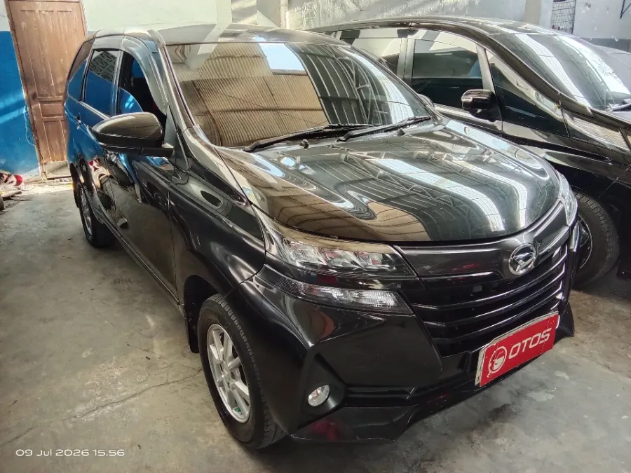 Foto Mobil Bekas Kanan Depan Daihatsu Xenia 1.3 X tahun 2019