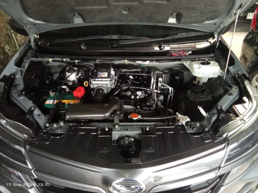 Foto Mobil Bekas Mesin Daihatsu Xenia 1.3 X tahun 2020