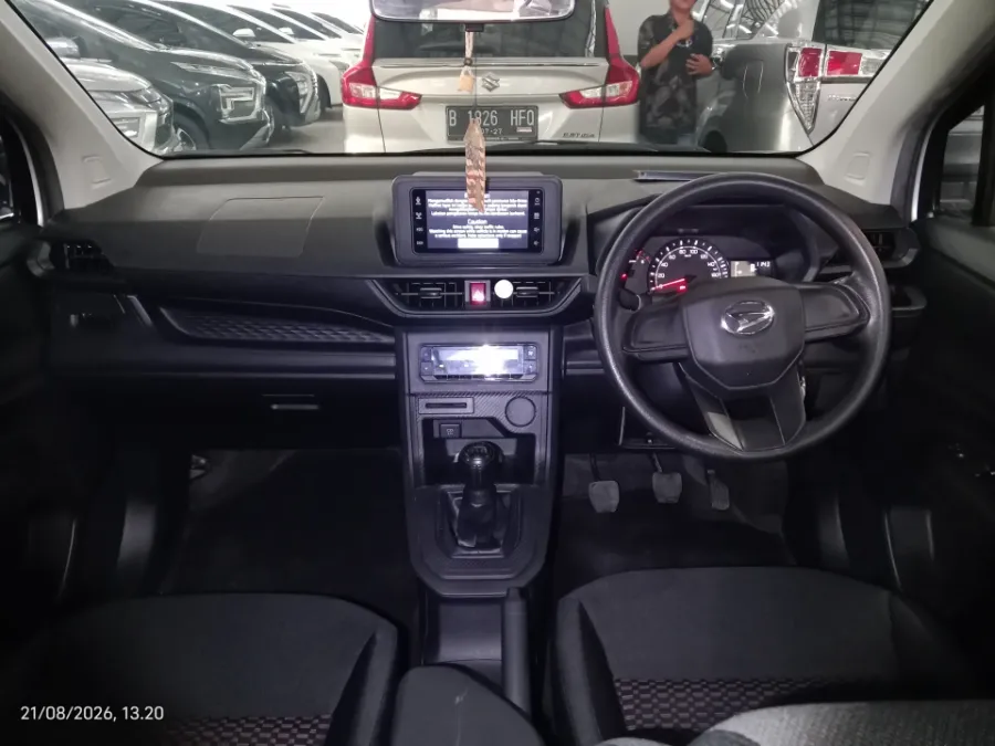Foto Mobil Bekas Dashboard Daihatsu Xenia 1.3 X tahun 2022