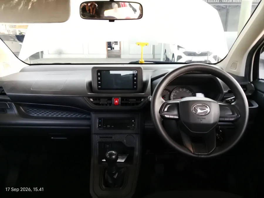 Foto Mobil Bekas Dashboard Daihatsu Xenia 1.3 X tahun 2022