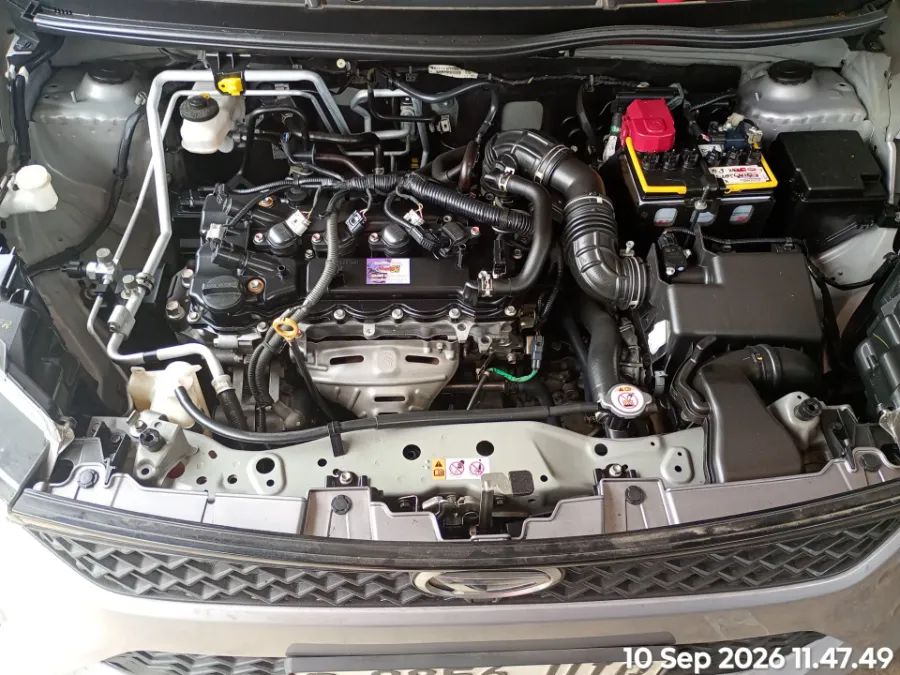 Foto Mobil Bekas Mesin Daihatsu Xenia 1.3 X tahun 2023