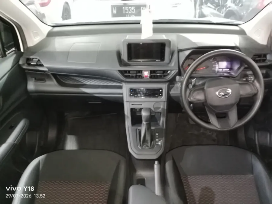 Foto Mobil Bekas Dashboard Daihatsu Xenia 1.3 X tahun 2024