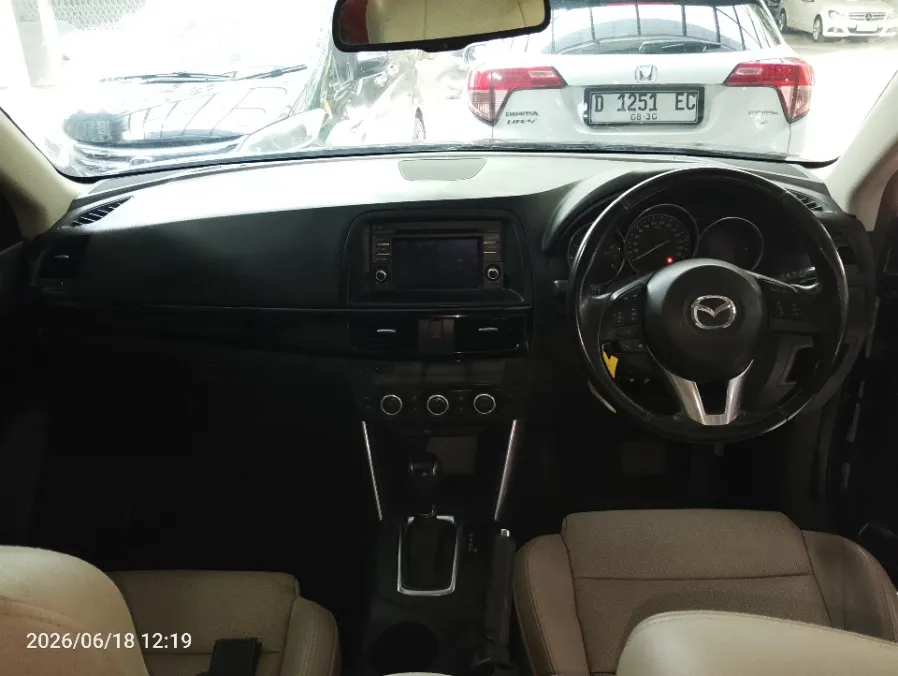 Foto Mobil Bekas Dashboard Datsun Cross 1.2 tahun 2018