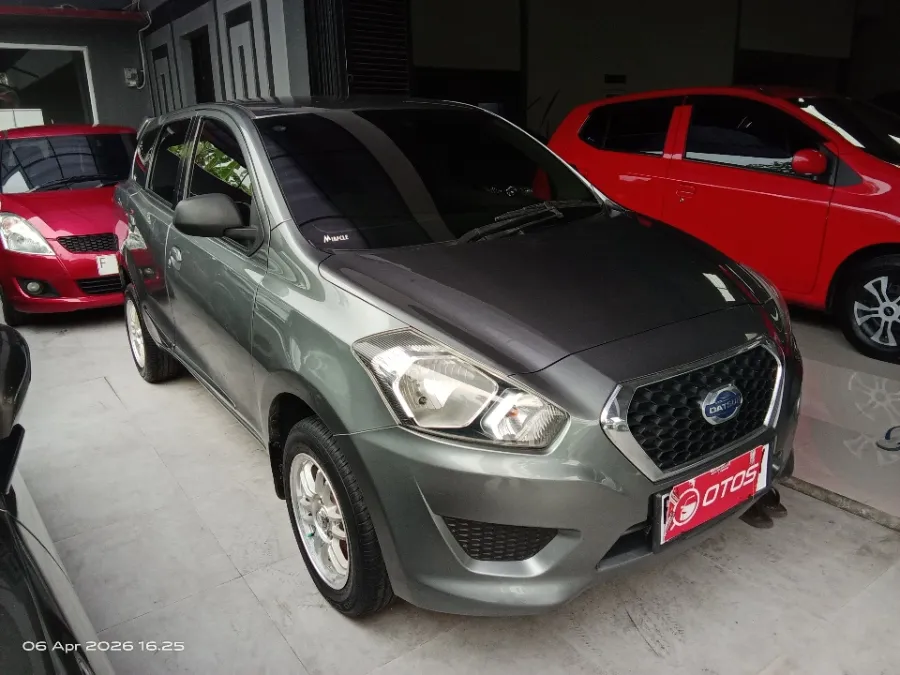 Foto Mobil Bekas Kanan Depan Datsun Go+ Panca 1.2 T tahun 2015