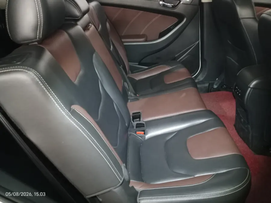 Foto Mobil Bekas Kabin Belakang DFSK Glory 580 1.5 T Luxury tahun 2018