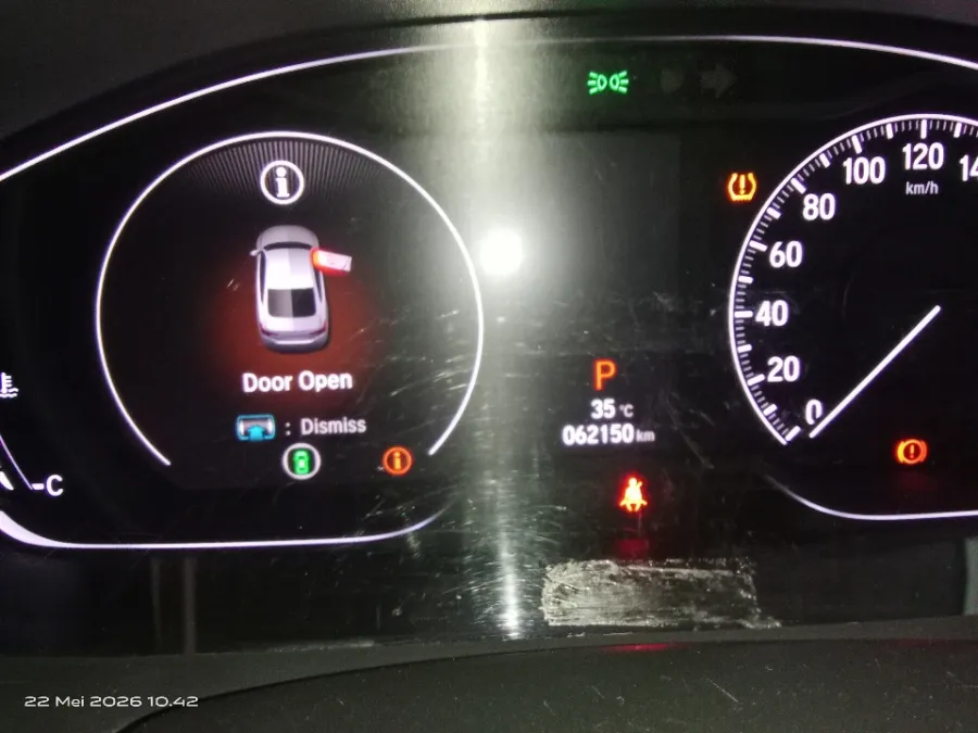 Foto Mobil Bekas Odometer Honda Accord 1.5 TC EL tahun 2020