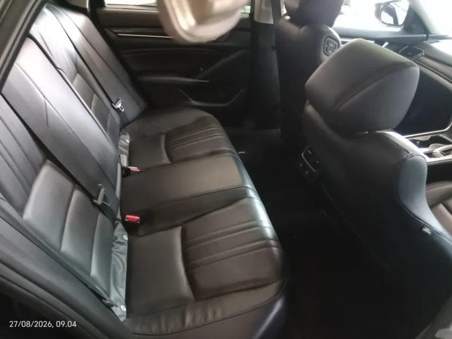 Foto Mobil Bekas Kabin Belakang Honda Accord 1.5 TC EL tahun 2022