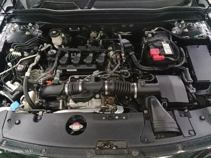 Foto Mobil Bekas Mesin Honda Accord 1.5 TC EL tahun 2023
