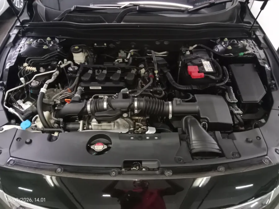 Foto Mobil Bekas Mesin Honda Accord 1.5 TC EL tahun 2023