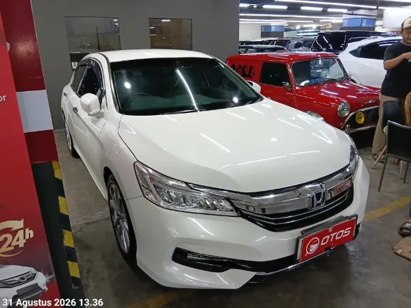 2016 Honda Accord 2.4 VTi-L - Foto 1 dari 6