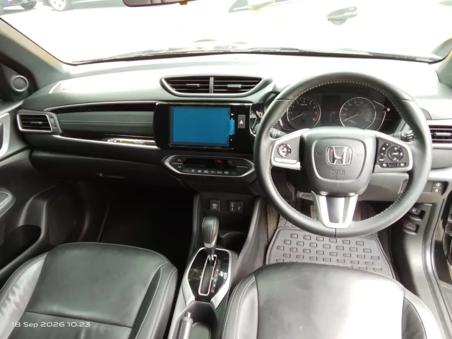 Foto Mobil Bekas Dashboard Honda BR-V 1.5 tahun 2022
