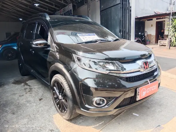 2016 Honda BR-V 1.5 E - Foto 1 dari 6