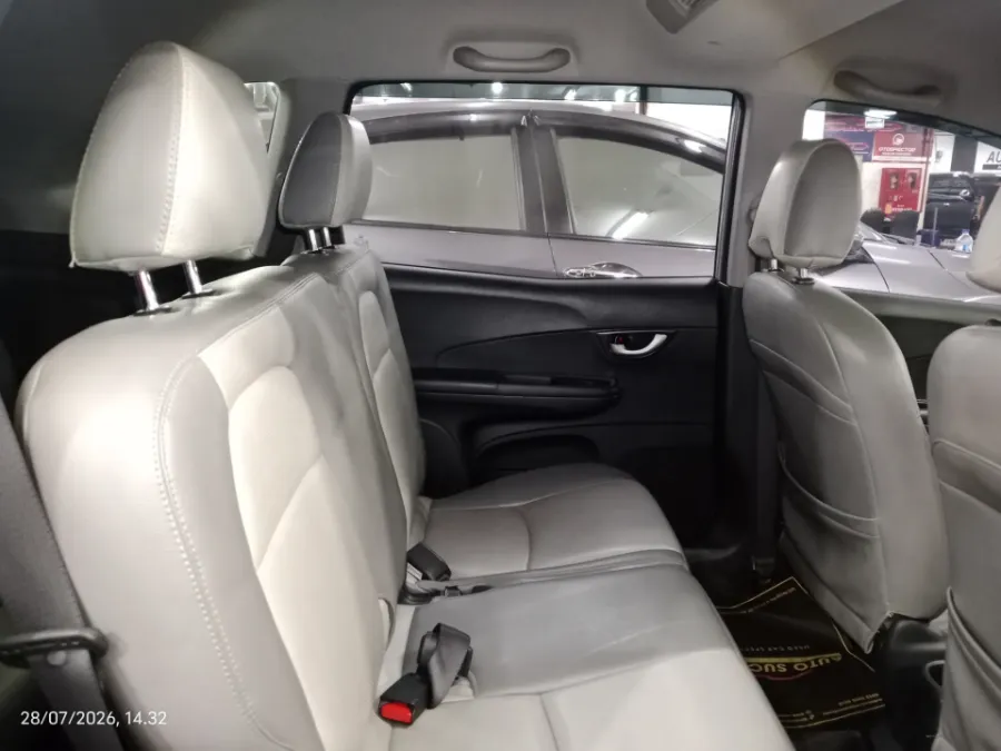 Foto Mobil Bekas Kabin Belakang Honda BR-V 1.5 E tahun 2017