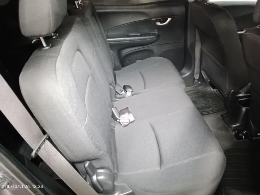 Foto Mobil Bekas Kabin Belakang Honda BR-V 1.5 E tahun 2017