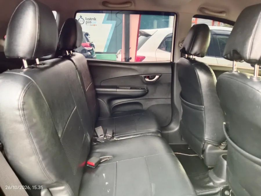 Foto Mobil Bekas Kabin Belakang Honda BR-V 1.5 E tahun 2017