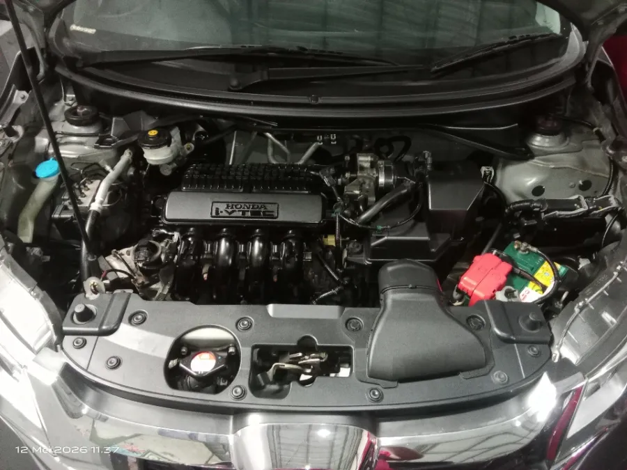 Foto Mobil Bekas Mesin Honda BR-V 1.5 E tahun 2017