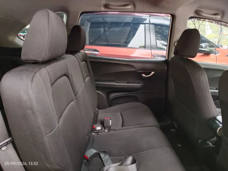 Foto Mobil Bekas Kabin Belakang Honda BR-V 1.5 E tahun 2018