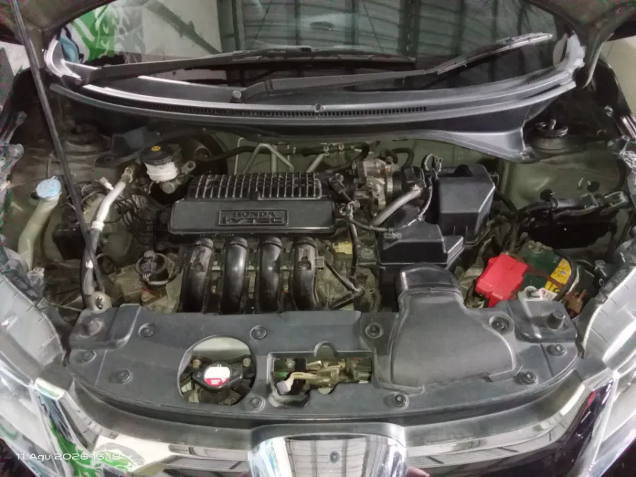 Foto Mobil Bekas Mesin Honda BR-V 1.5 E tahun 2018