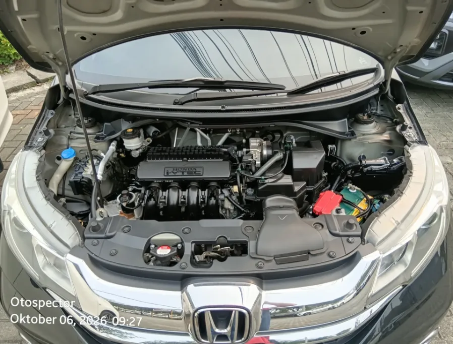 Foto Mobil Bekas Mesin Honda BR-V 1.5 E tahun 2019
