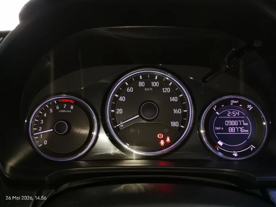Foto Mobil Bekas Odometer Honda BR-V 1.5 E tahun 2019