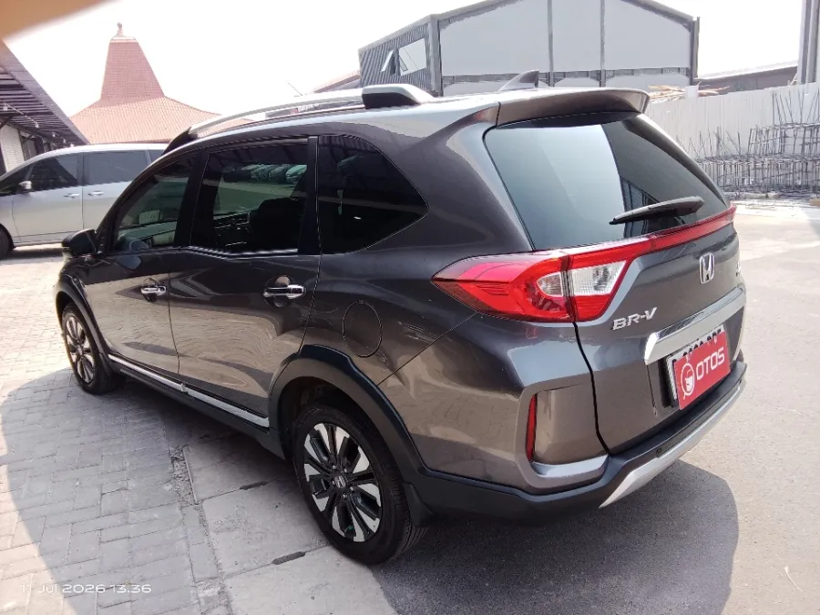 Foto Mobil Bekas Kiri Belakang Honda BR-V 1.5 E tahun 2020