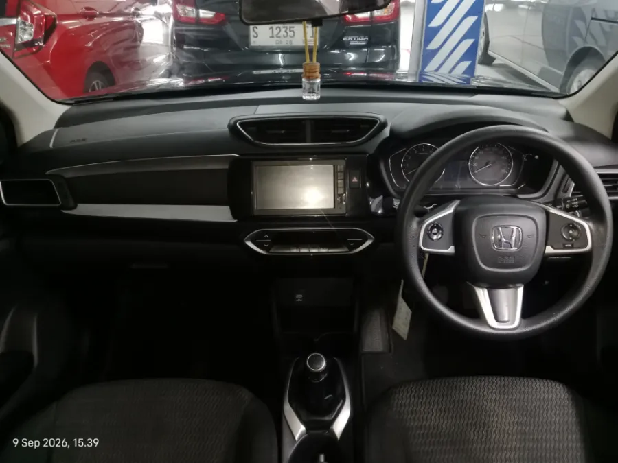 Foto Mobil Bekas Dashboard Honda BR-V 1.5 E tahun 2022