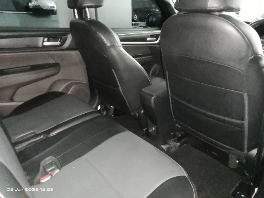 Foto Mobil Bekas Kabin Belakang Honda BR-V 1.5 E tahun 2022