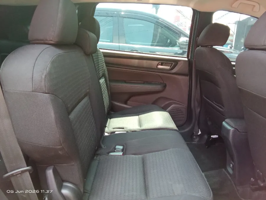 Foto Mobil Bekas Kabin Belakang Honda BR-V 1.5 E tahun 2022