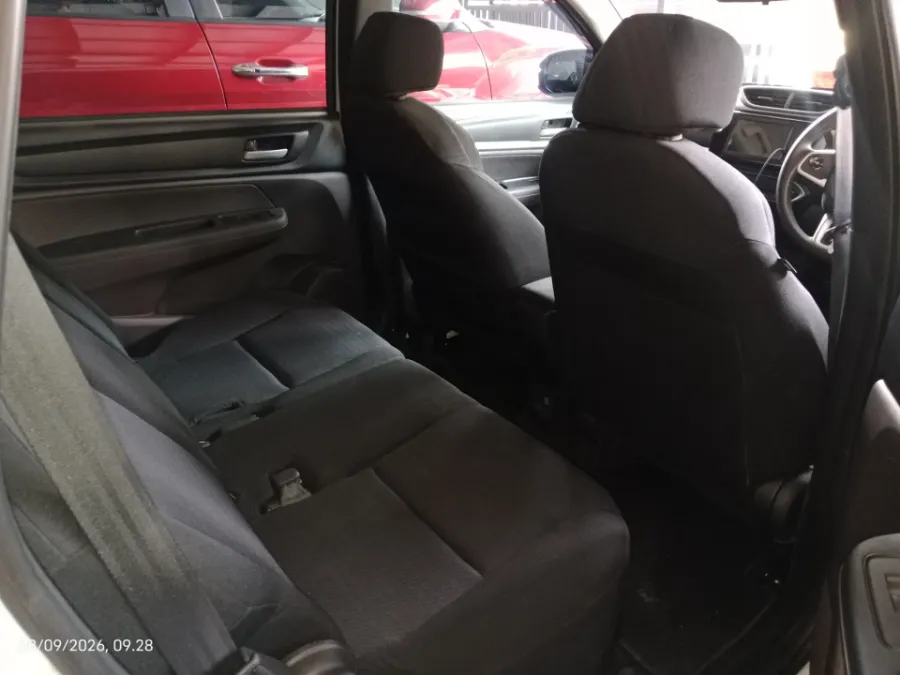 Foto Mobil Bekas Kabin Belakang Honda BR-V 1.5 E tahun 2022